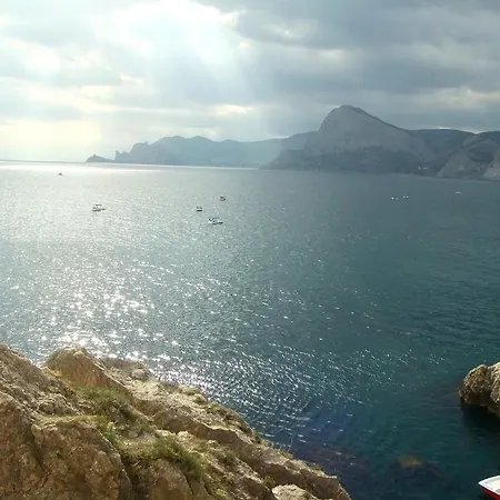 Gold Twins Family 3*