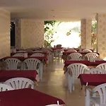 Gold Twins Family Hotel 3*