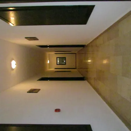 Hotel Gold Twins Family