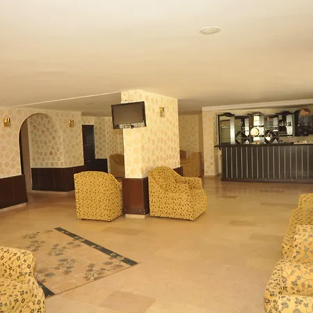 Hotel Gold Twins Family 3*