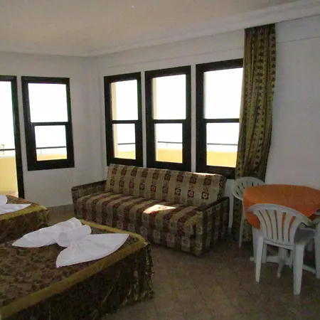 Gold Twins Family Hotel 3*