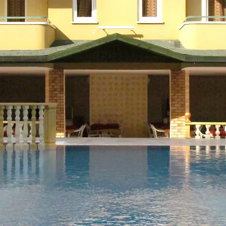 Gold Twins Family Ξενοδοχείο