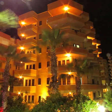 Gold Twins Family Hotel