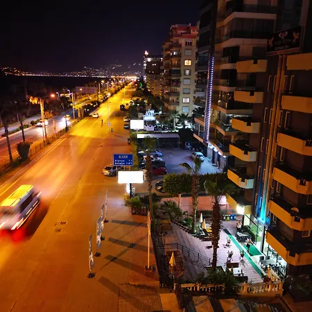 Gold Twins Family Ξενοδοχείο Αλάνια