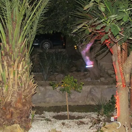 Gold Twins Family Hotel