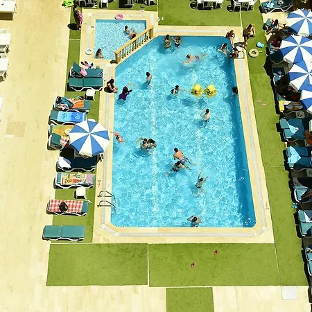 Gold Twins Family Hotel 3*