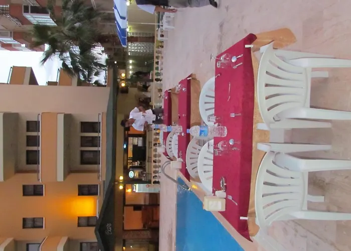 Gold Twins Family ألانيا