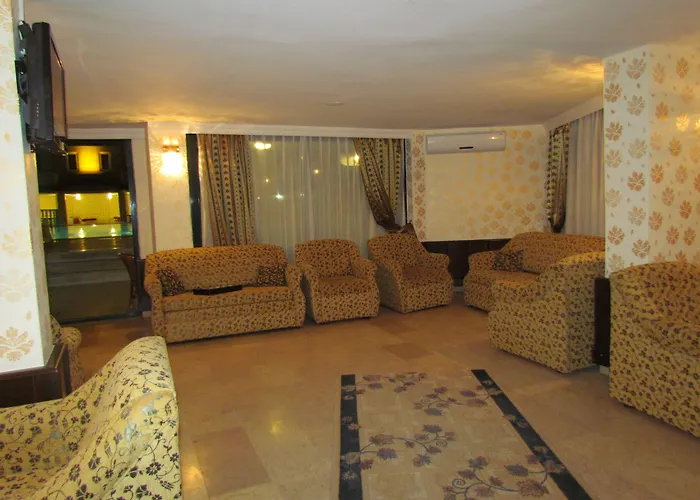 فندق Gold Twins Family ألانيا