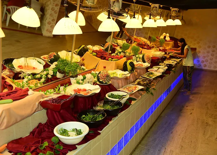 فندق Gold Twins Family ألانيا