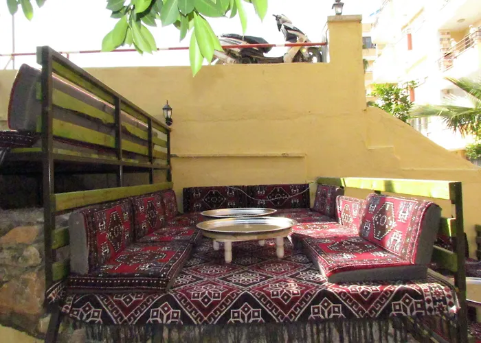 فندق Gold Twins Family ألانيا