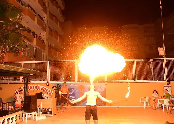 فندق Gold Twins Family ألانيا