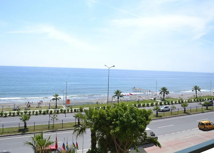 فندق Gold Twins Family 3*