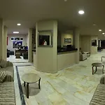Отель Gold Twins Family