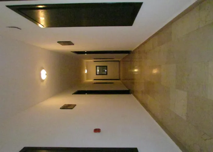 Hotel Gold Twins Family