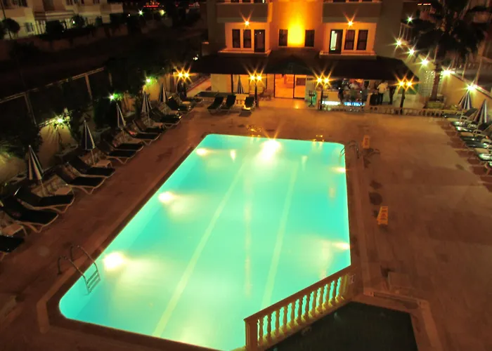 Gold Twins Family 3* Alanya