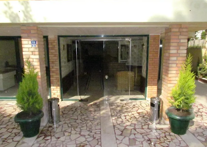 Gold Twins Family 3* Alanya