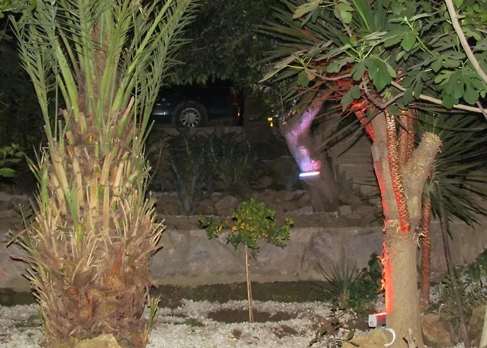 Gold Twins Family Hotel