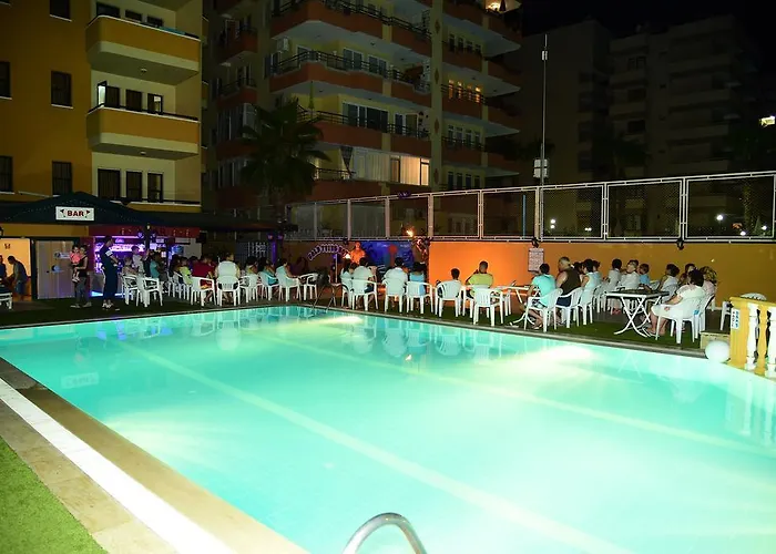 Gold Twins Family 3*